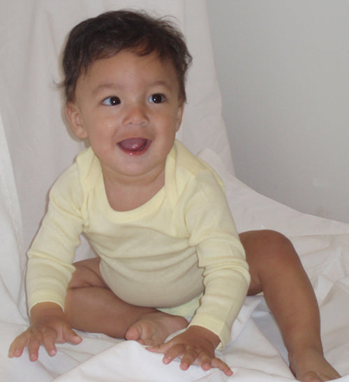 Enxoval Layette para Meninas Recém-Nascidas — Kit com 17 Peças