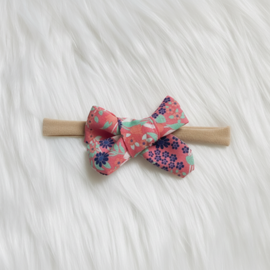 Faixa de Cabelo Floral Rosa — Artesanal para Bebês