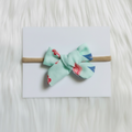 Faixa de Cabelo Floral Mint — Linho e Nylon Macio para Bebês